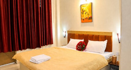 Sai Veda Wellness By YANA Healthcare Room Type - Premium Double Room