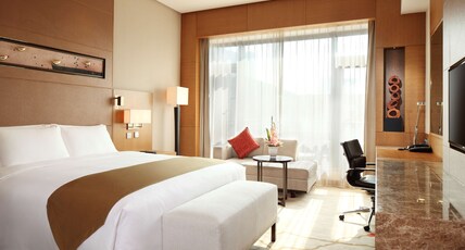 Doubletree By Hilton Hotel Jiaxing Room Type - KING GUEST ROOM