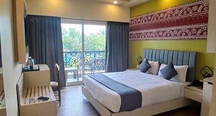 Shamuka Hotel (1 minute walk from Beach) Room Type - Deluxe Room with Balcony