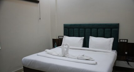 Rajhans Room Type - Bedroom 10