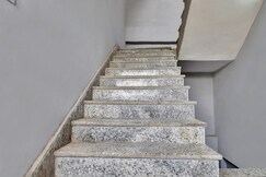 Hotel O by OYO Royal Paradise