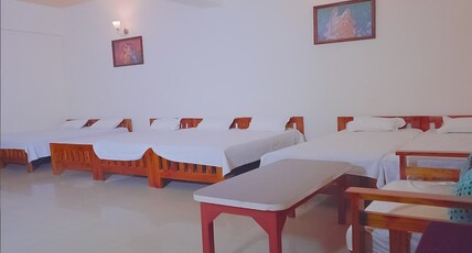 Smriti Bhawan Resort & Lawn Room Type - Family room (6 beds)