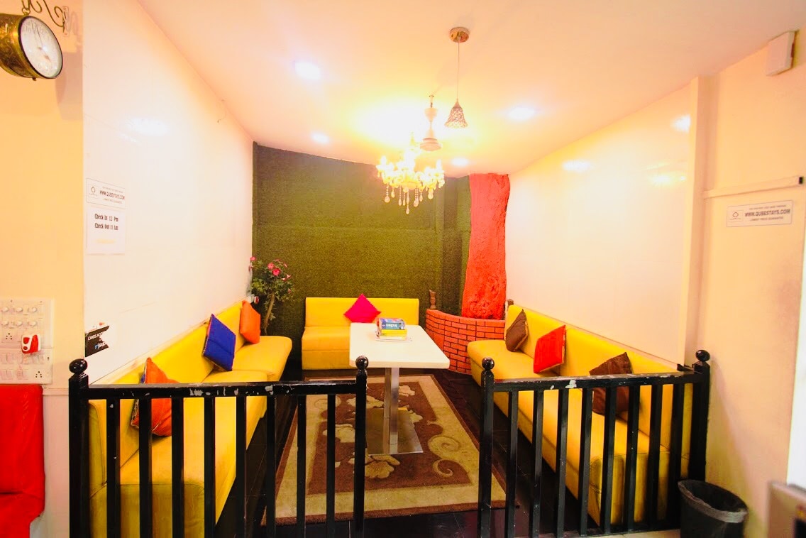 QubeStay TownHostel - Tap to explore photos