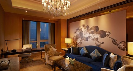 Hilton Zhengzhou Room Type - ONE BEDROOM DELUXE SUITE