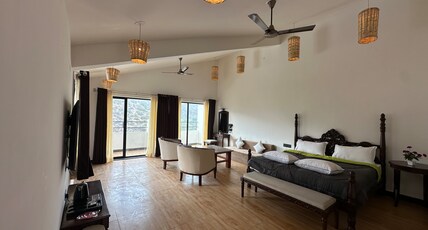 The HighGarden Resort Room Type - King Suite with Bathtub (Aravali Valley View)
