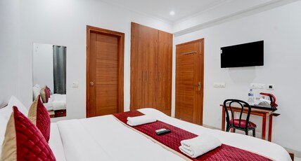 Niketan Medanta Service Apartment Room Type - Standard Room