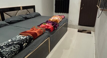HOTEL SHREE RASAL AND MARRIAGE GARDEN Room Type - Bedroom 1