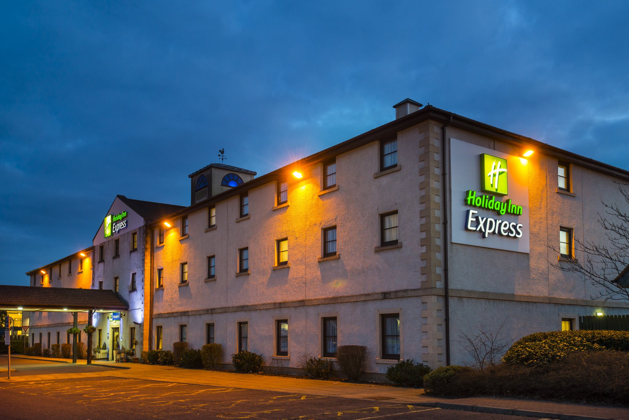 Holiday Inn Express Perth, an IHG hotel - Tap to explore photos