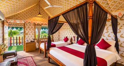 The Royal Heritage Tent Resort | 15 min From Statue of Unity Parking Room Type - AC Deluxe Tent