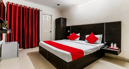 Landmark Hotel Dudhwa Room Type - Super Deluxe Room with Balcony