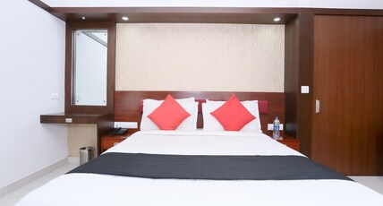 Amala's Residency Room Type - DELUXE DOUBLE ROOM