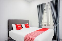 Hotel O Sm Raja Guest House