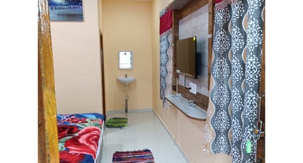 Abhi Homestay Room Type - Standard Room