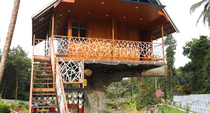 Karingens Resort Room Type - Honeymoon Cottage with Forest View