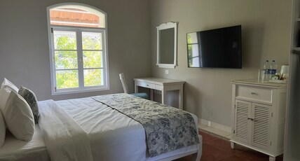 Villa Cavi Room Type - Deluxe Room