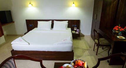 Lakshmi Hotel Room Type - Superior Room