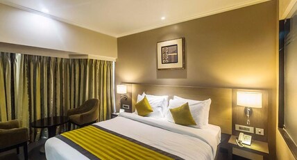 Grande Delmon Room Type - Deluxe Room