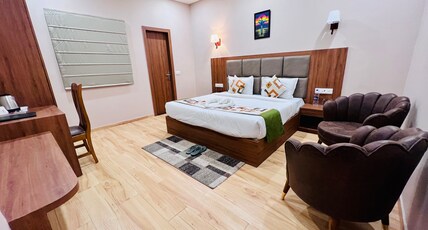 Hotel Crown Room Type - Executive