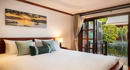 U Luang Prabang Room Type - Deluxe Pondside View