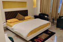 Hotel Mangal Residency