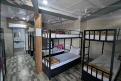 Hotel Shivalas