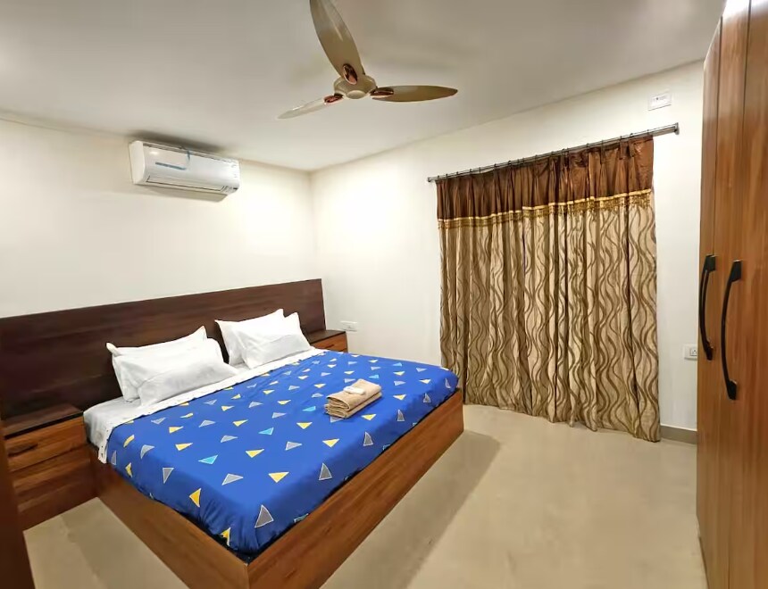 Crescent Stays Banjara Hills - Service Apartments - Tap to explore photos