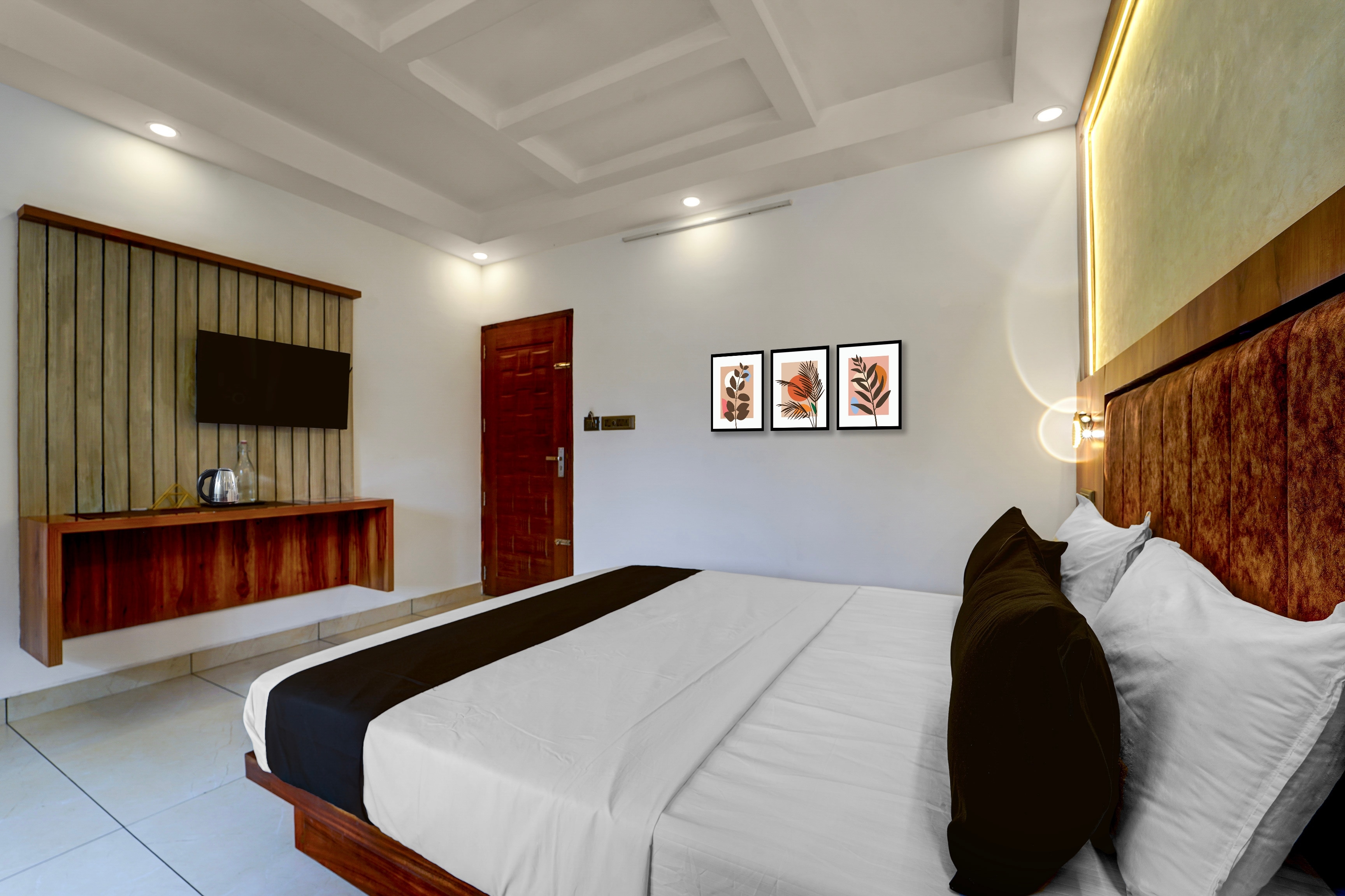 Super Townhouse Cochin Airport Formerly Skyluxe - Tap to explore photos