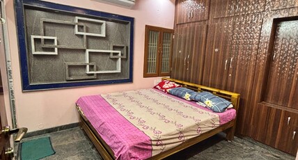 Murugan Mini Hall Room Type - Double Room