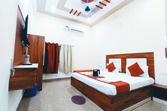 Address of Hotel Shree Venktesh Nilayam 300 m from Ram Janam Bhumi