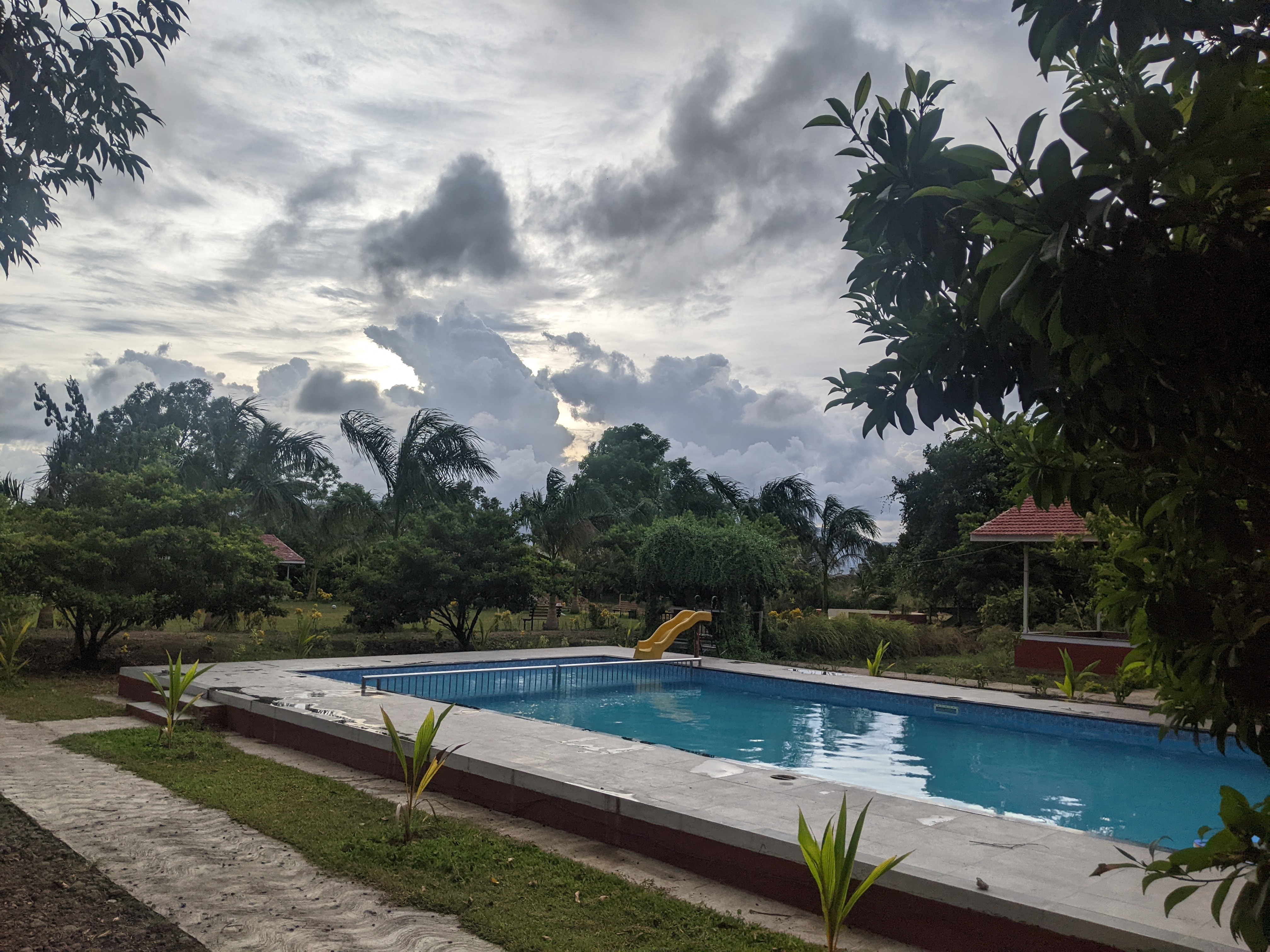 Parijat Villa by Mango Tree Farm Resort - Tap to explore photos