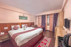 Rare Himalayas Manasarovar A Pocket Friendly Hotel In Mall Road  Darjeeling