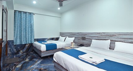 Hotel STAR Near Railway Station Room Type - Executive Four Bed Room