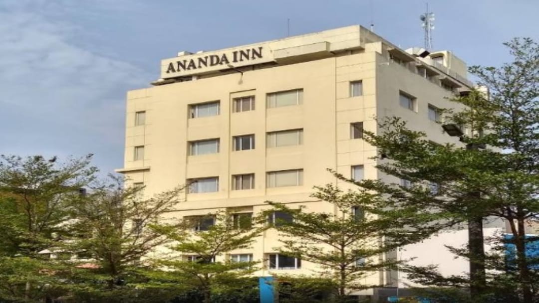 Hotel Ananda Inn - Tap to explore photos