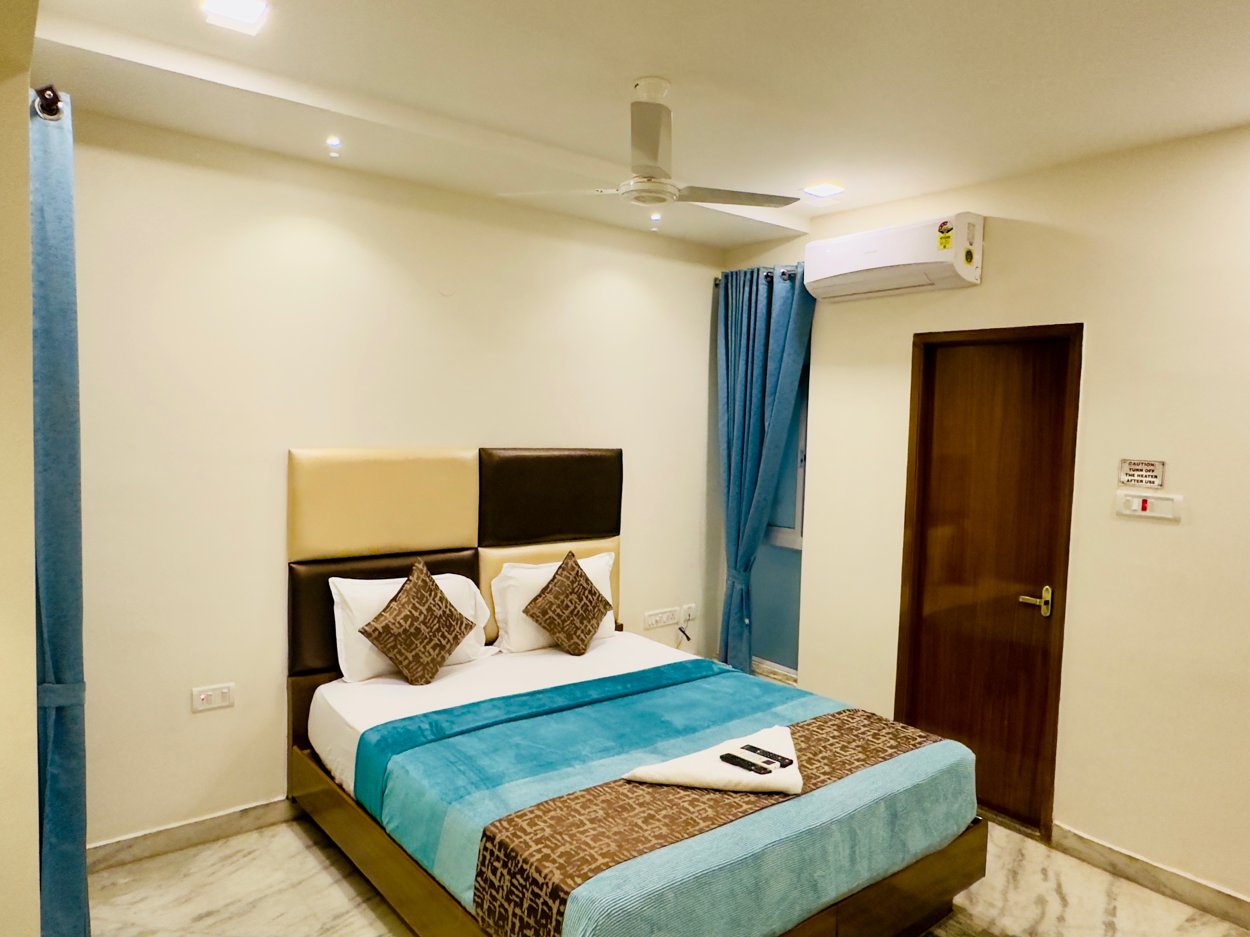 Greens Elite -Business Class Hotel (Near Chennai Central Railway station) - Tap to explore photos