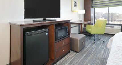 Hampton Inn Los Angeles/Carson Room Type - 1 KING BED NONSMOKING