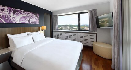 Radisson Blu Hotel Lietuva Room Type - Suite- Old Town View amp; Balcony