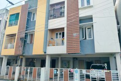 Studio Room Near DLF and Chennai Trade Centre