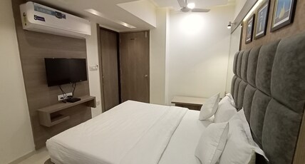 Hotel Regal Residency Room Type - STANDARD ROOM