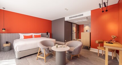 Travelodge Nimman Room Type - Premium Deluxe
