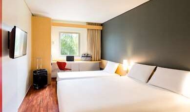 Ibis Monterrey Valle Room Type - Standard Room with 1 double bed