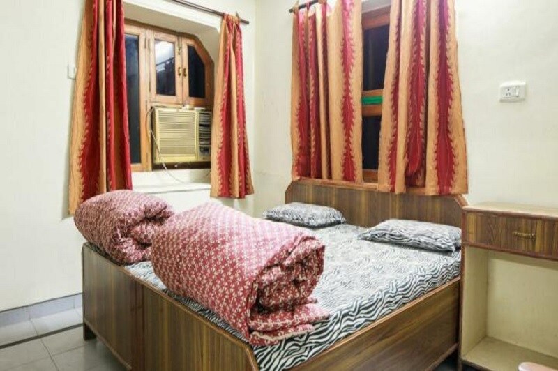 Hotel Shahjahan - Tap to explore photos