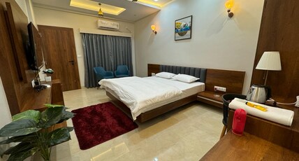 Atithi Inn Room Type - Super Deluxe Room Ac