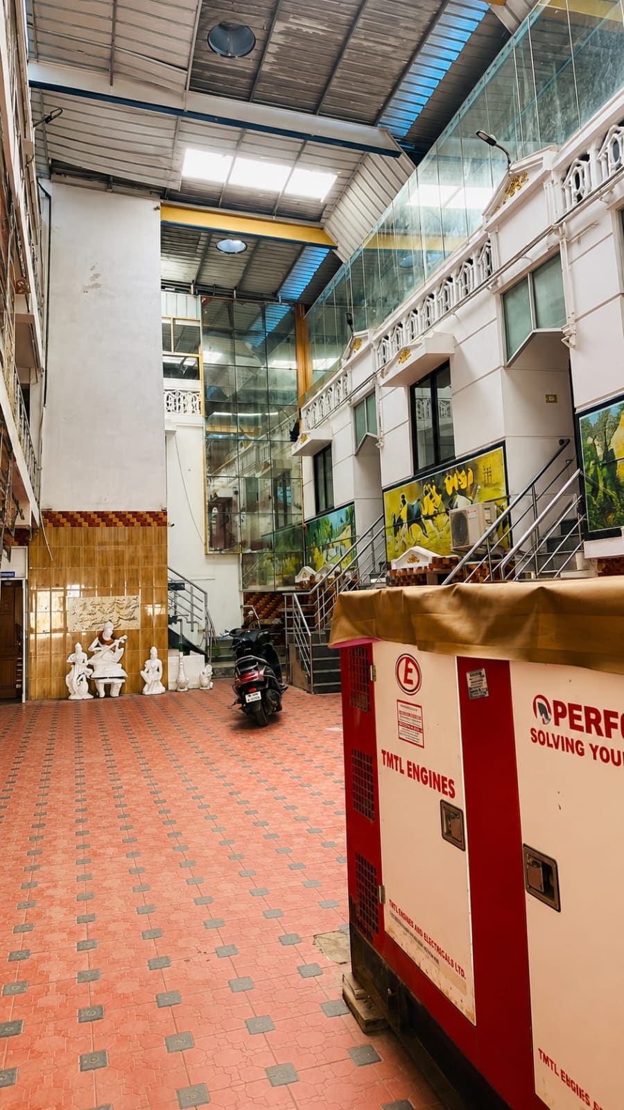 Main gallery