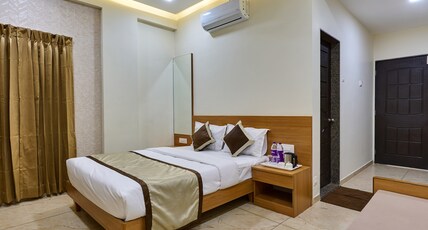 Ganeshratna Ventures Hotel Veluvan Room Type - Executive AC Room