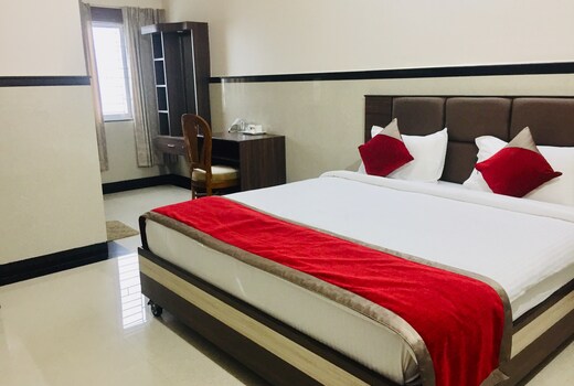 Pipul Bandhan Inn