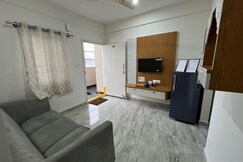 RENTO LOTUS SERVICE APARTMENT