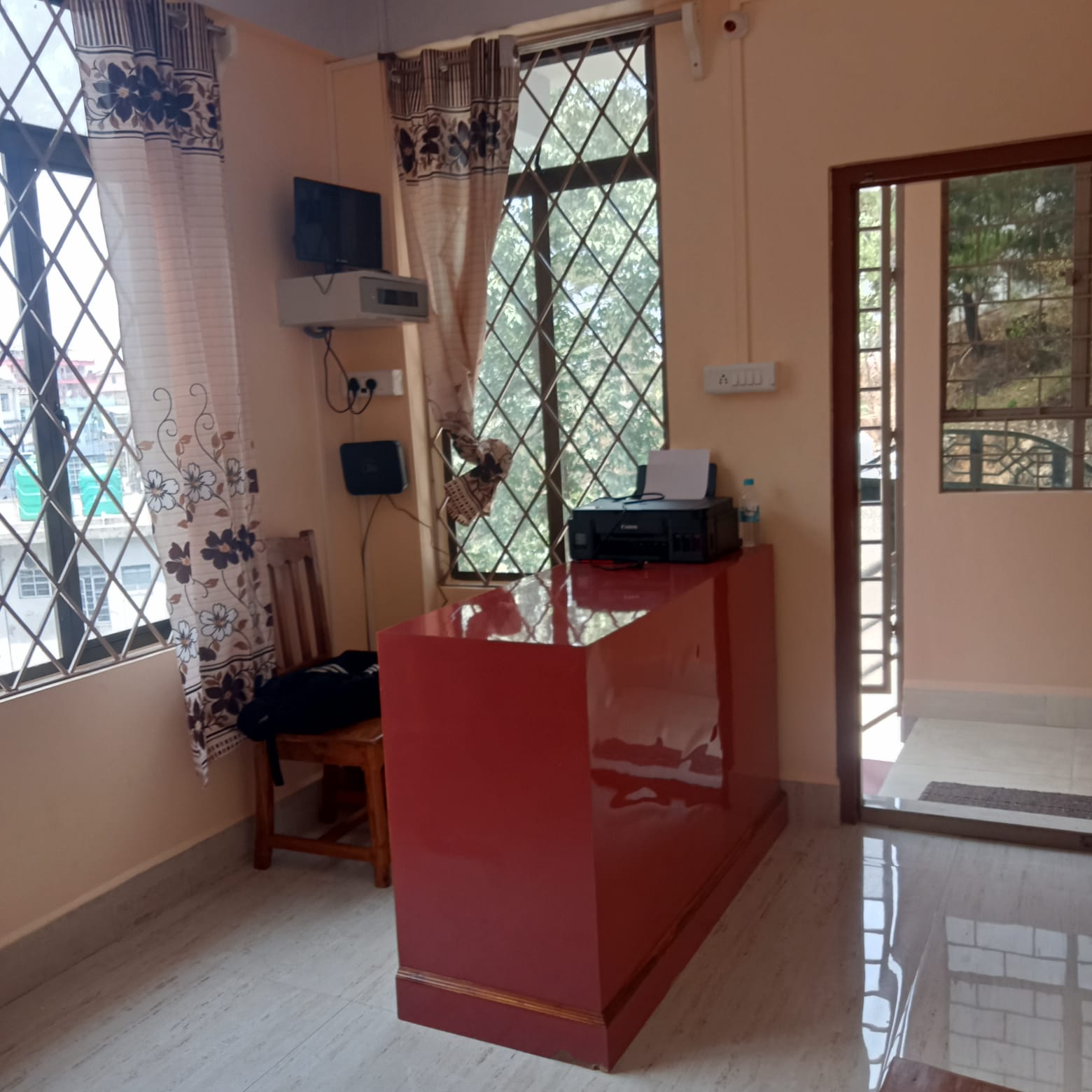 Miravin Bed N Breakfast | A Budget Friendly Stay - Tap to explore photos