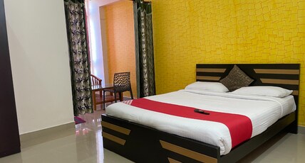 Green Valley Residency Room Type - Deluxe Room NON AC