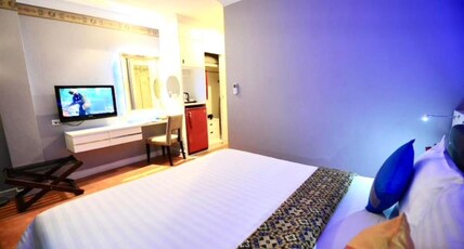 C & N Hotel Patong Room Type - Deluxe Room