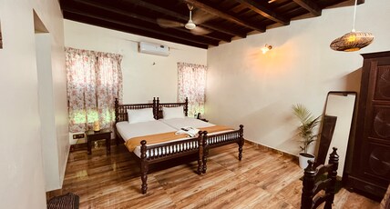 Luxura Heaven Fort Kochi Room Type - Traditional AC Room
